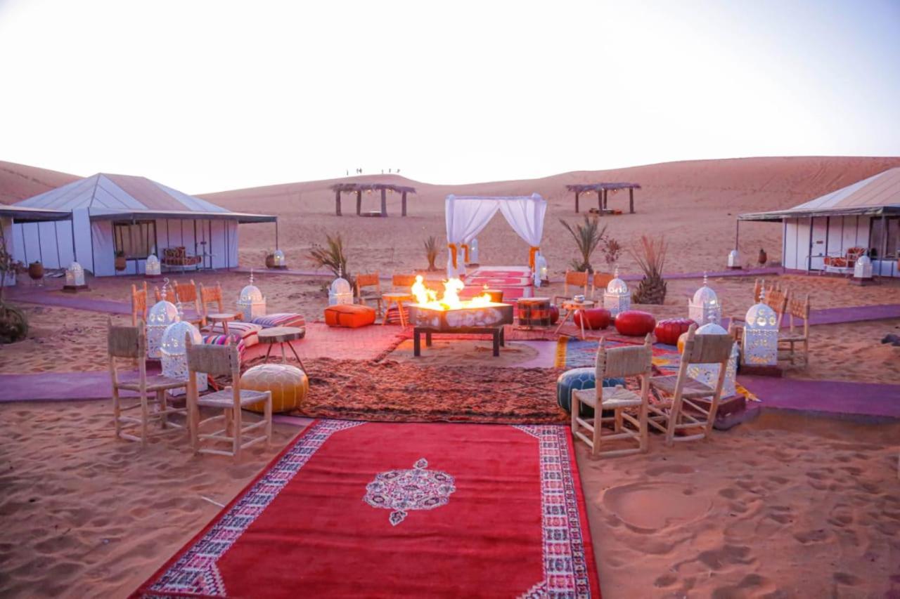 Aladdin Merzouga Camp ภายนอก รูปภาพ