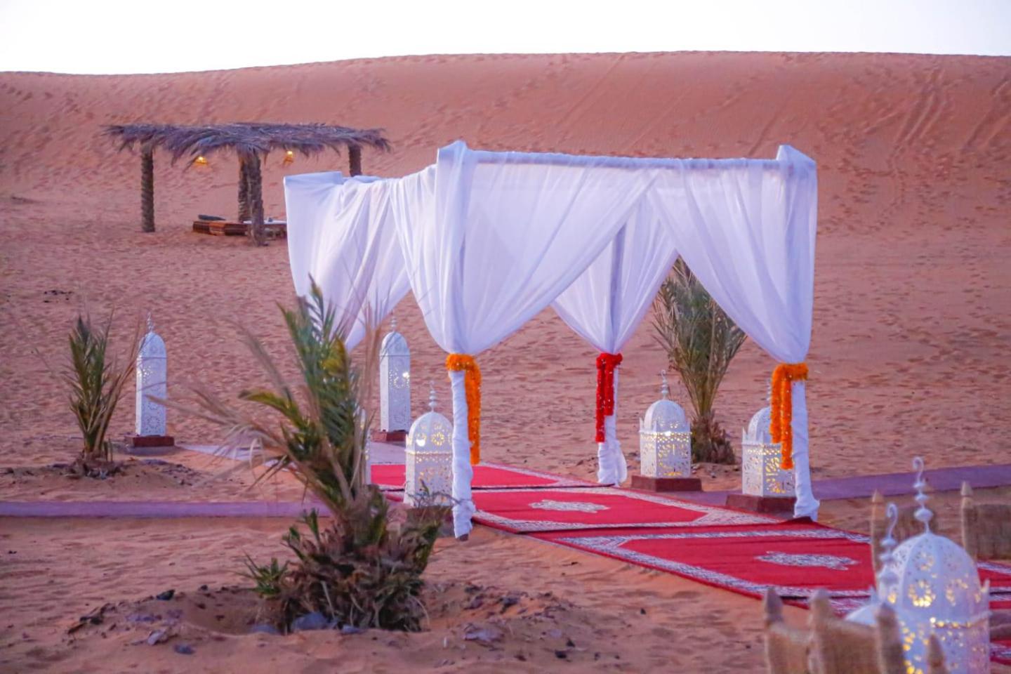 Aladdin Merzouga Camp ภายนอก รูปภาพ