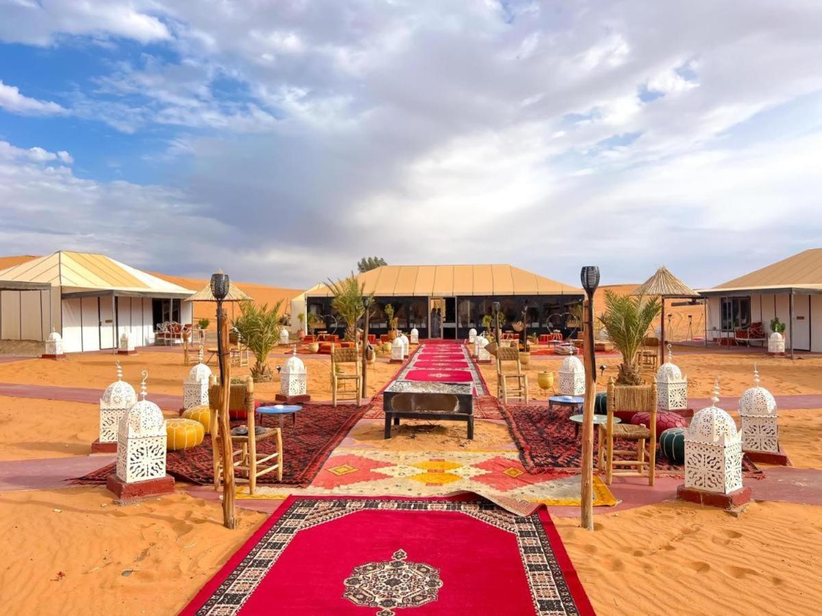 Aladdin Merzouga Camp ภายนอก รูปภาพ
